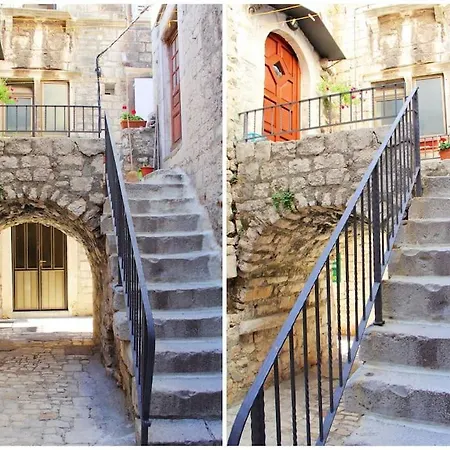 In The Old Town Of تروغير