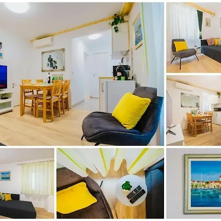 Apartment In The Old Town Of