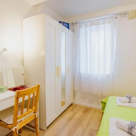 In The Old Town Of Apartment Trogir
